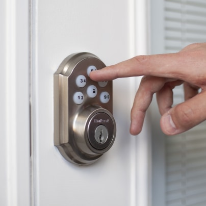 Lincoln smartlock adt